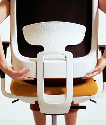 Cómo ajustar la silla de oficina de forma eficaz?